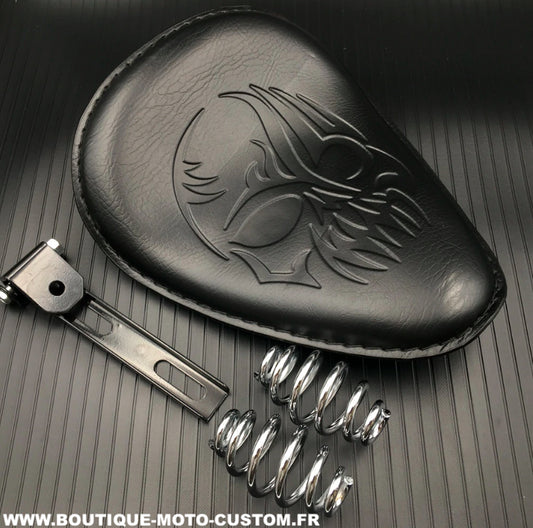 BLACK SKULL SOLO BOBBER SEAT KIT